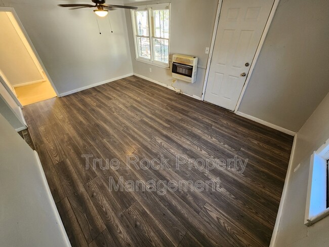 Photo - 228 N Cherry