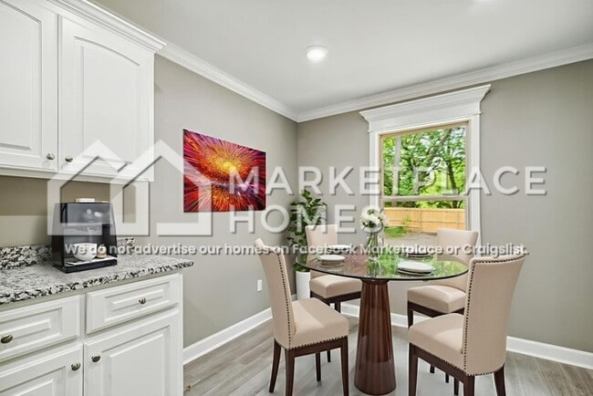 Photo - 700 W 23rd St