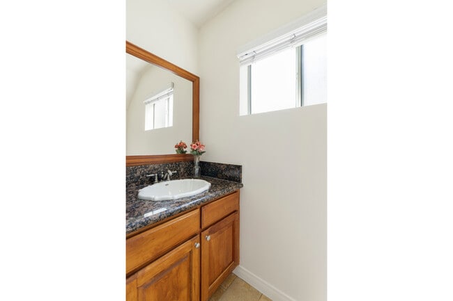 1st Floor Guest Bathroom