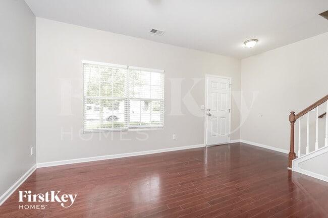 Photo - 294 Hartsfield Forest Dr