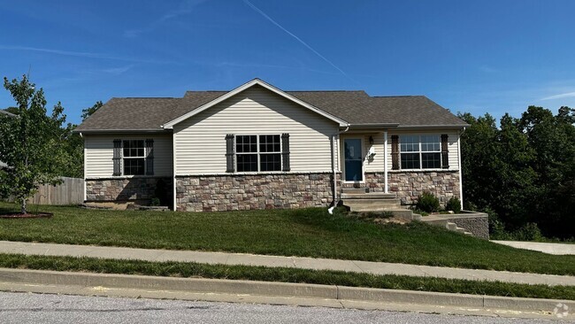 Building Photo - Beauty in Brush Creek Rental