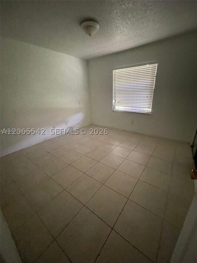 Photo - 415 Glenwood Dr Unit 415