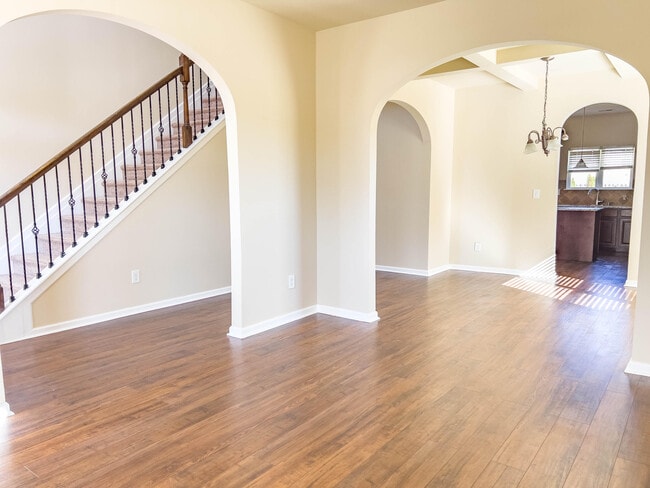 Photo - 4861 Coal Creek Dr