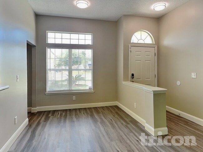 Photo - 2773 Acorn Park Dr N