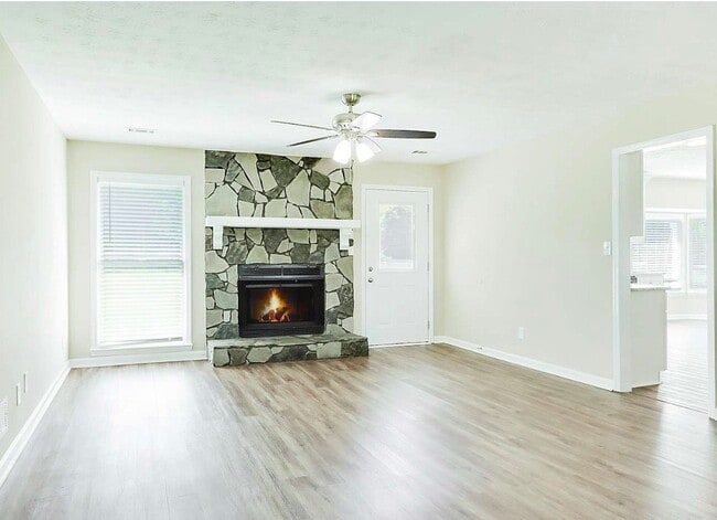 Photo - 65 Salem Meadow Dr