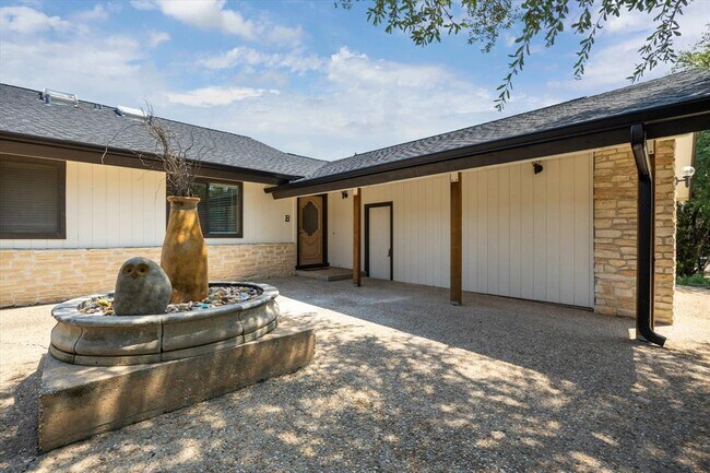Photo - 3205 MacArthur Ave