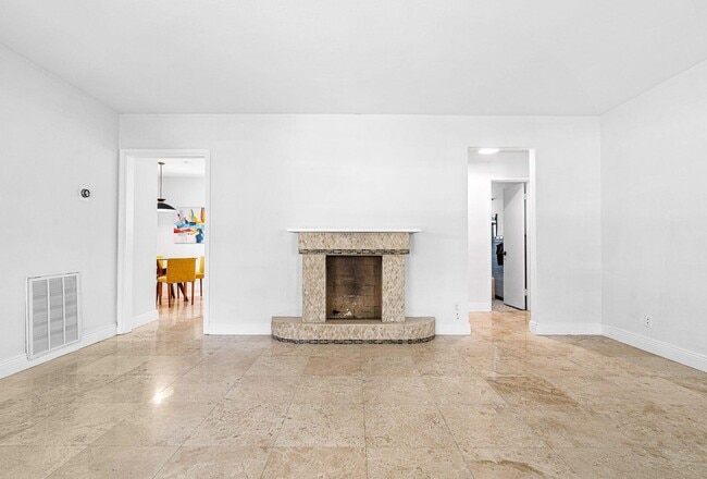 Photo - 1430 NE 16th Ave