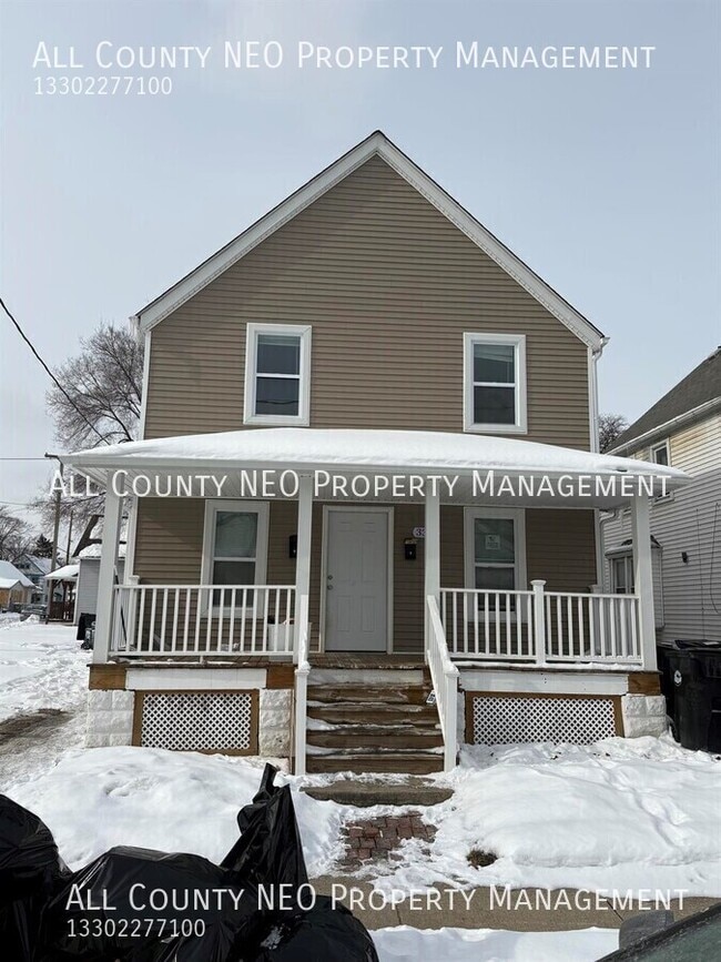 Building Photo - 3320 W 56th St Unit Upper