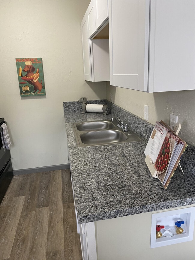 Photo - 116 Tyler Ave Unidad 1A