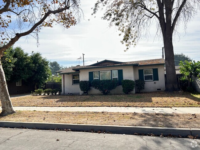 Building Photo - Remodeled 3 bedroom home in Glendora!