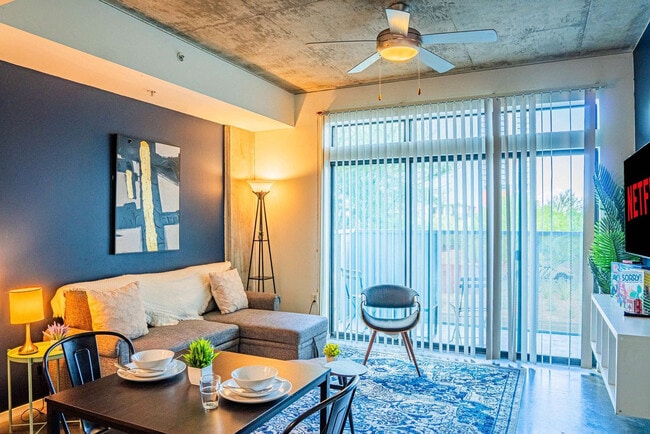 Photo - 888 N 4th St Apartamento Unidad ID1263076P