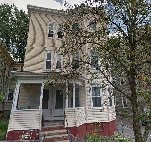 Photo - 35 Hancock St (Somerville, MA)