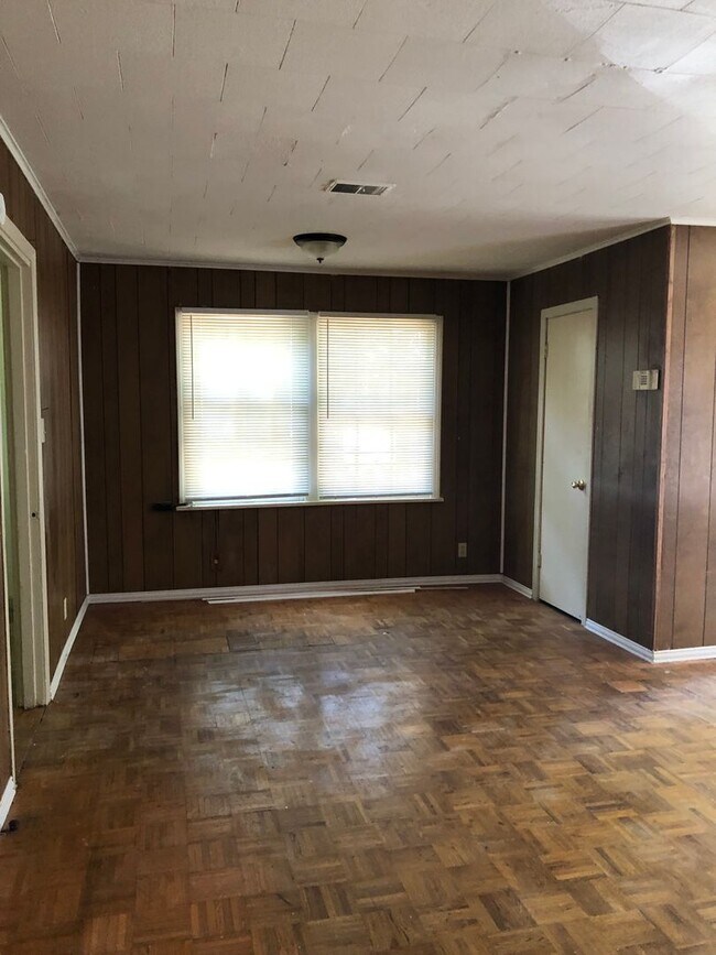 Photo - Section 8/Housing Voucher Accepted