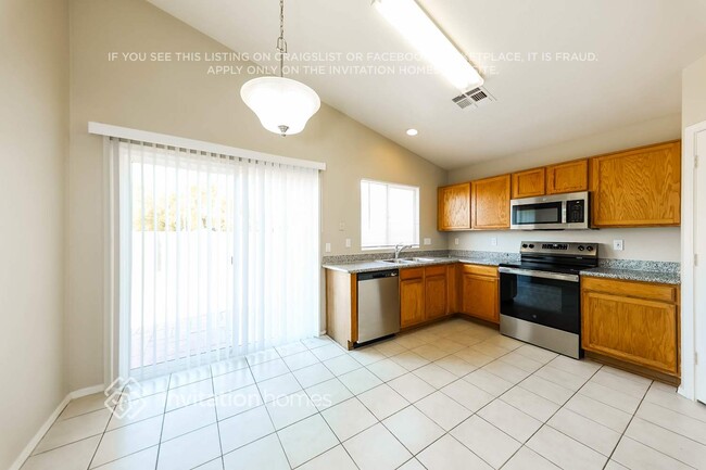 Photo - 12034 W Scotts Dr