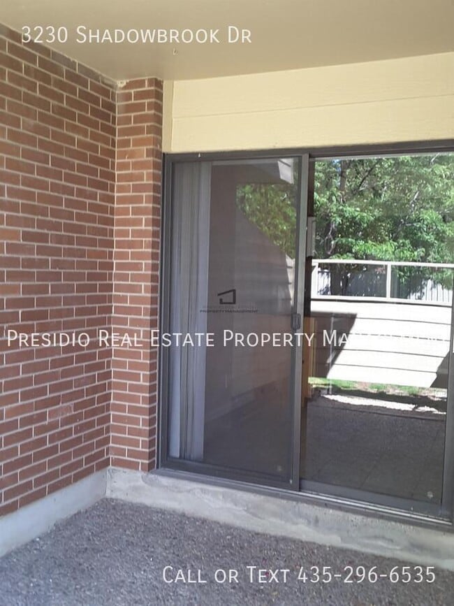 Photo - 3230 N Shadowbrook Dr
