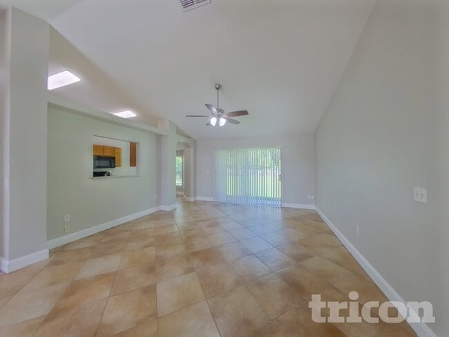 Photo - 20639 Macon Pkwy