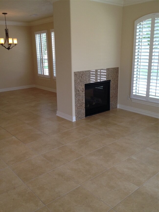 Photo - 2038 Palm Forest Ln
