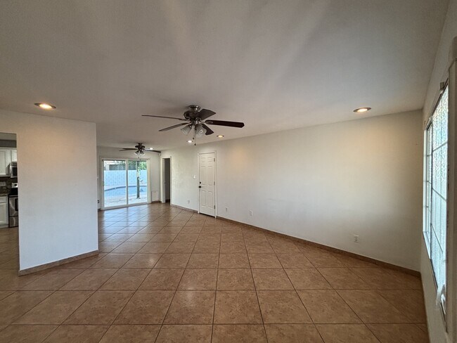 Photo - 3441 E Claire Dr