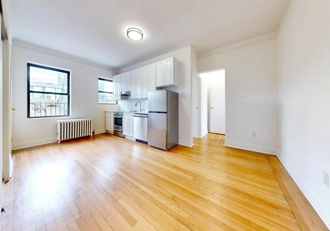 Photo - Carmine Street Unit 6A