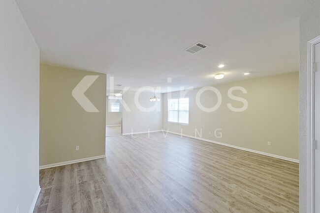 3601 Starfish Dr