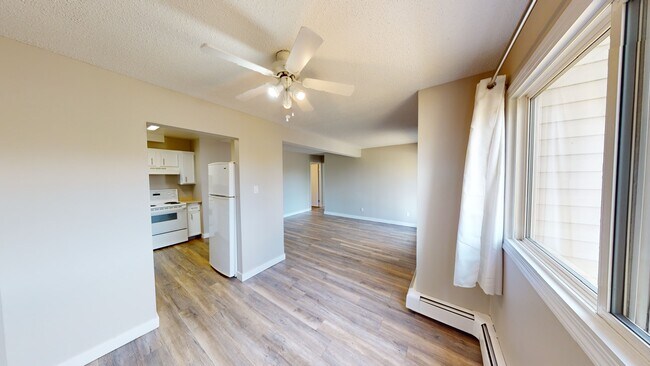 Photo - 10201-10108 108 Ave Unit 302