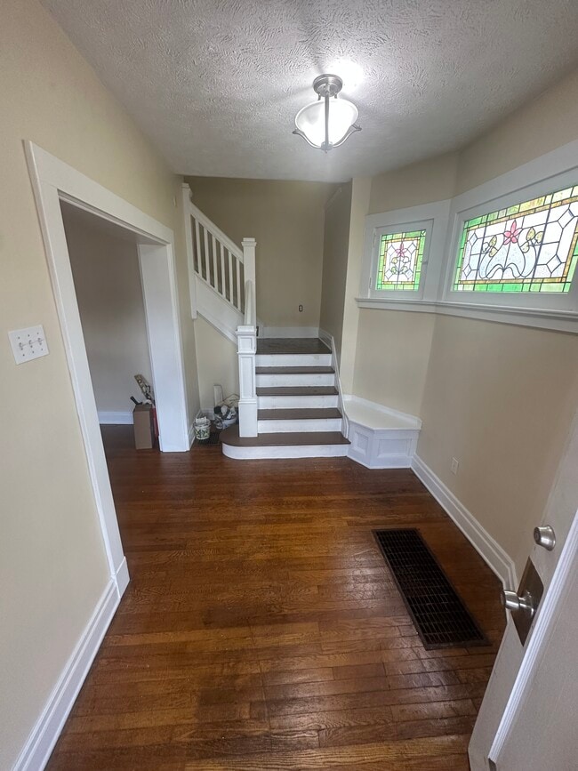 Photo - 1359 Illinois Ave