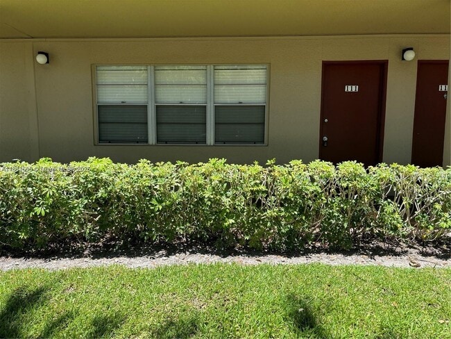 Building Photo - 13475 SW 9th St Unit 111A Rental