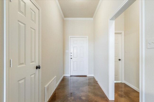 Photo - 3BR / 2BA Duplex in Hewitt, Texas | Midway...