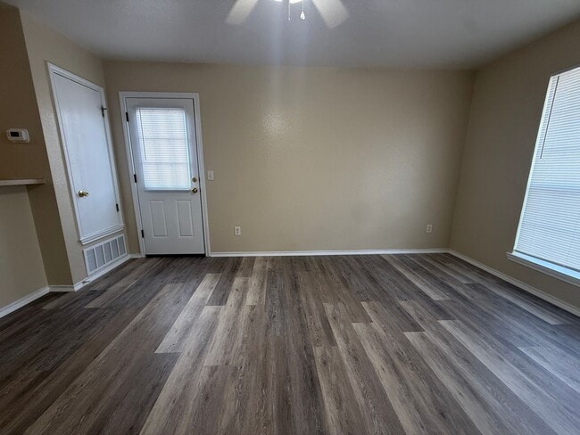 4000 Doraine Ct Unit D