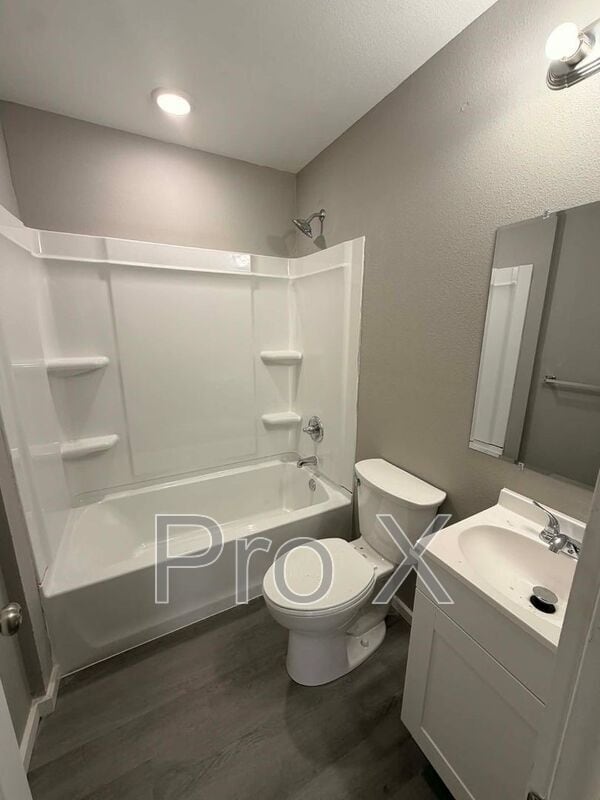 Photo - 117-121 S Byers Apartments Unit 121 S Byers 105