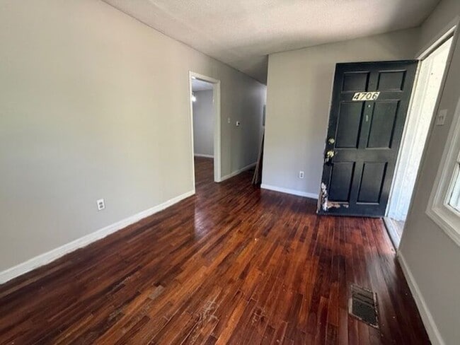 Photo - Charming 3 Bedroom Home on Secluded Street...