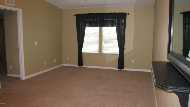 Photo - 4026 Meander Pl