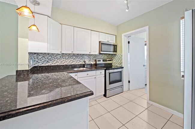 Photo - 2433 NW 9th Terrace Unit 0