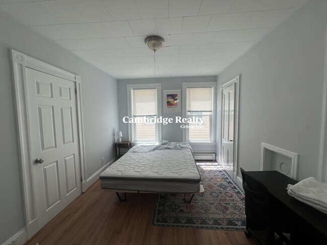 9 7th St Unit J
