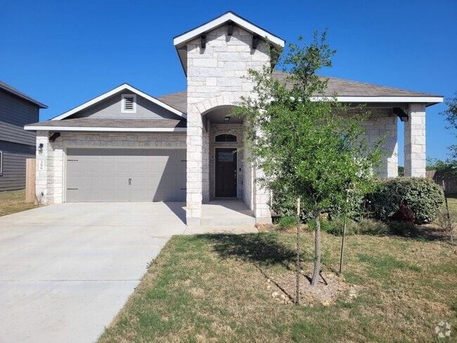 Building Photo - Beautiful 3/2 home in Oak Creek Estates, ...