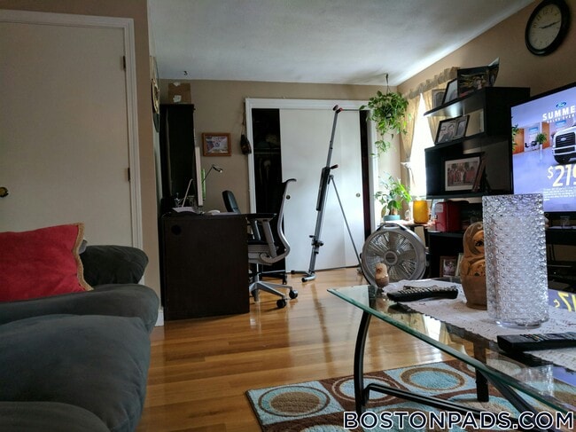 Photo - 92 Sylvia St Unit 2