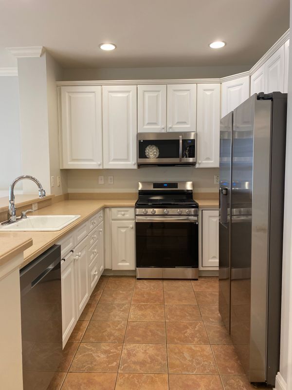 Photo - 258 Riverwalk Way