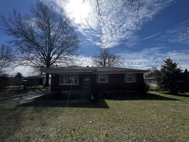Photo - 5506 Locust Way