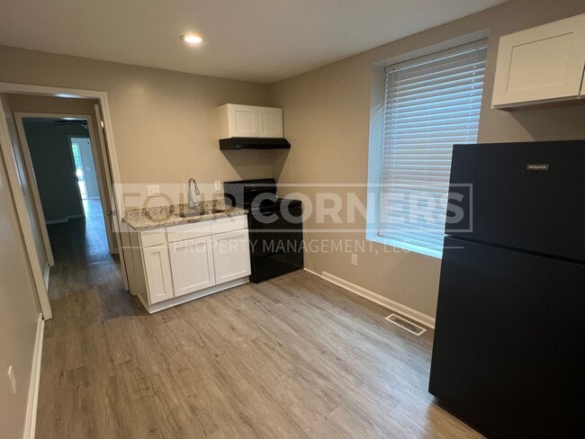 Photo - Beautiful 1 Bedroom 1 Bath Apartment Unit A