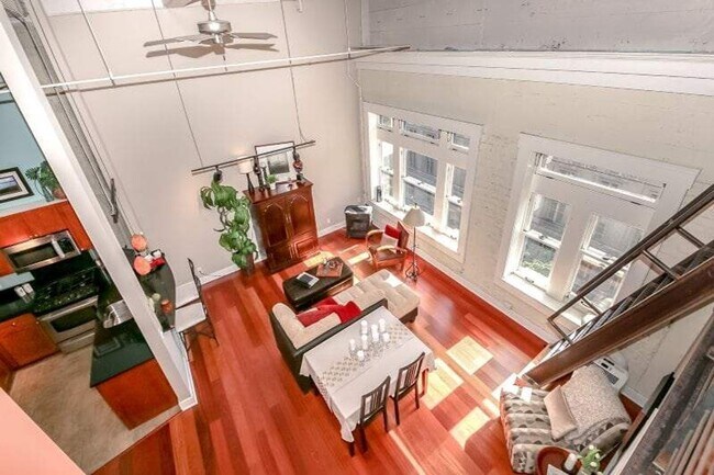 Photo - Beautiful Downtown Condo in Tacoma