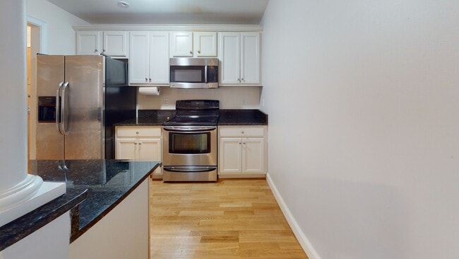 Photo - 145 Hancock St Unidad 205