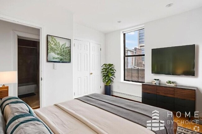 Building Photo - 1 bedroom in NEW YORK NY 10027 Unit 5E Rental