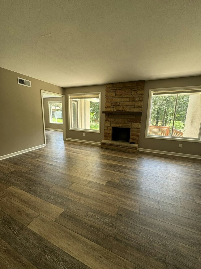 Photo - 5979 St Leonards Dr