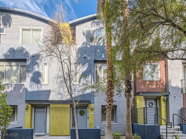 Building Photo - 9050 W Tropicana Ave Unit 1113