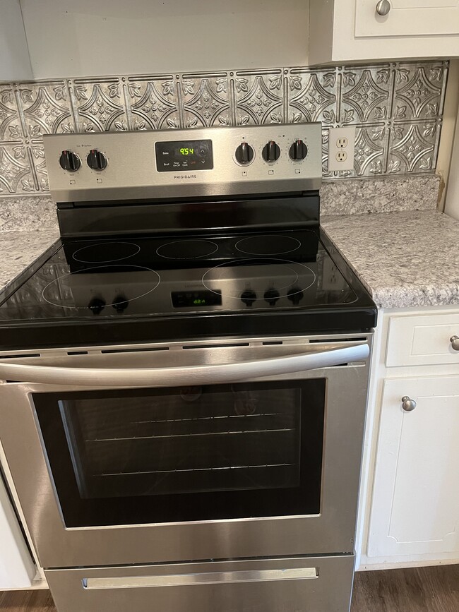 Photo - Town Creek Apartments