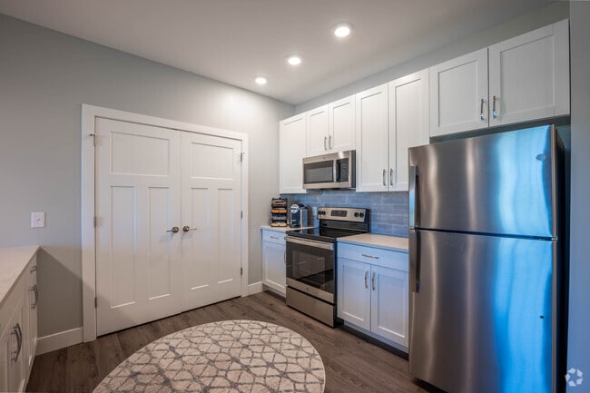 1BR, 1BA - 797SF - Kitchen - Flats at Stones Crossing