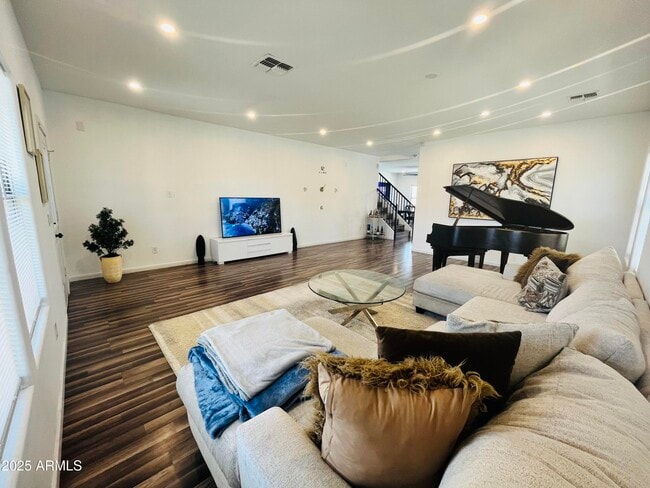 Photo - 2310 W Spencer Run