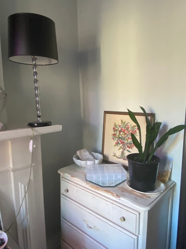 Dresser with lamp - 64 Powell Av Unit 1