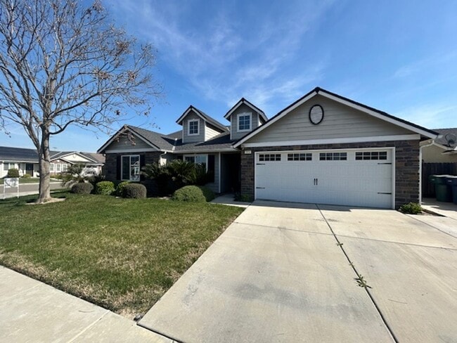 Photo - Beautiful & Spacious home!