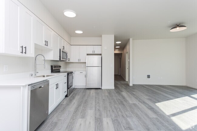 2BR, 2BA - 950SF - Living Room